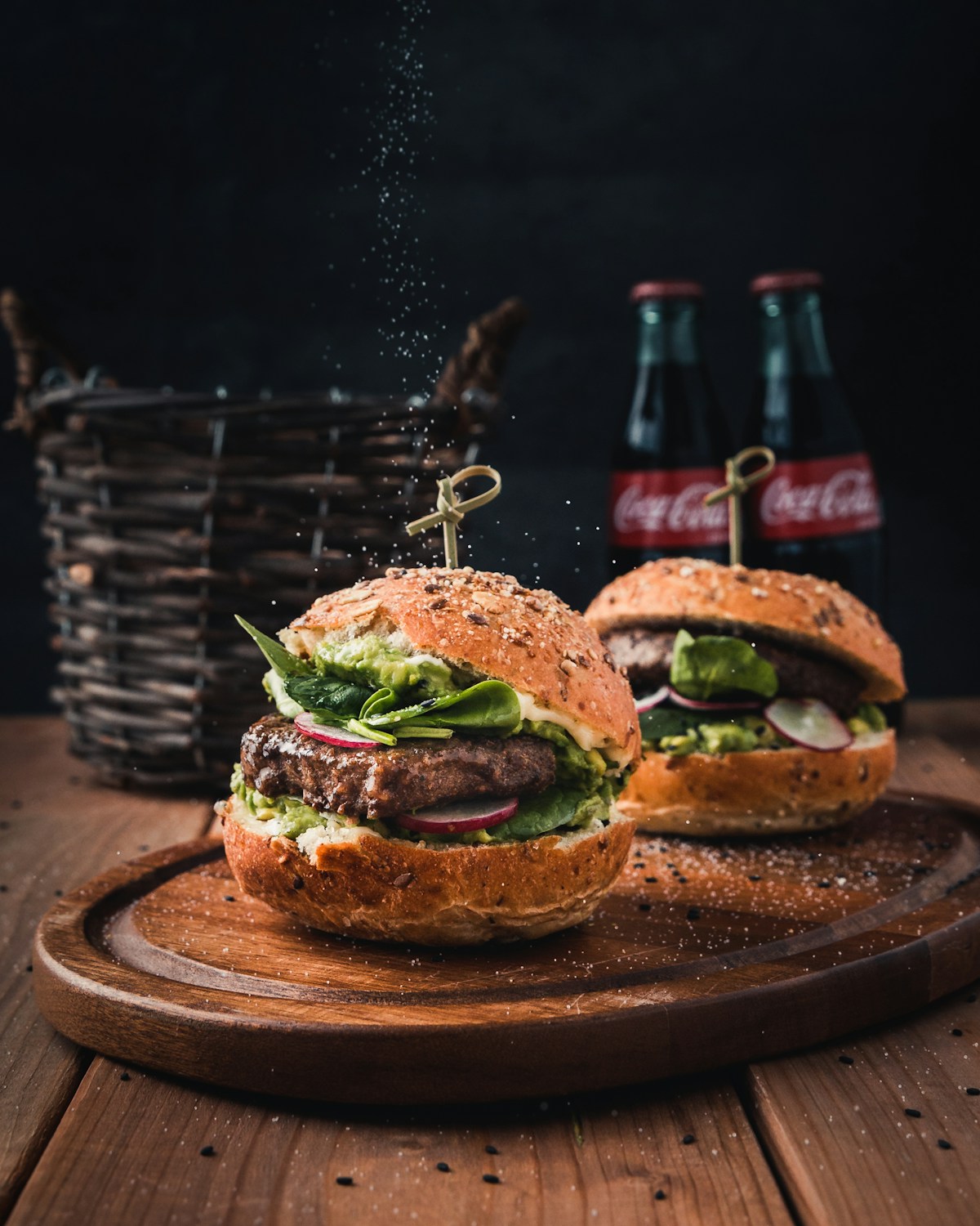 Wiejski Klasyk — burger z bekonem i jajkiem